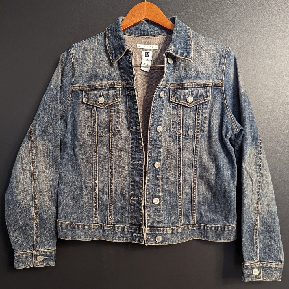 GAP Stretch Denim Jacket